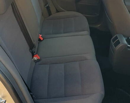 Желтый Фольксваген Гольф, объемом двигателя 1.6 л и пробегом 216 тыс. км за 6650 $, фото 15 на Automoto.ua