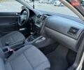 Желтый Фольксваген Гольф, объемом двигателя 1.6 л и пробегом 210 тыс. км за 5800 $, фото 15 на Automoto.ua