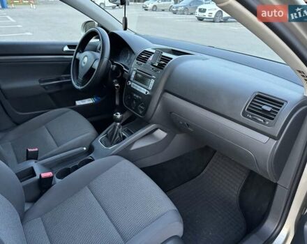 Жовтий Фольксваген Гольф, об'ємом двигуна 1.6 л та пробігом 210 тис. км за 6500 $, фото 14 на Automoto.ua