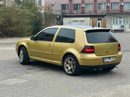 Фольксваген Гольф 1998 в Запорожье на Automoto.ua Желтый Фольксваген Гольф, объемом двигателя 1.6 л и пробегом 331 тыс. км за 4100 $, фото 1 на Automoto.ua
