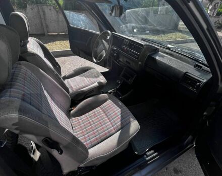 Серый Фольксваген Гольф, объемом двигателя 1.6 л и пробегом 230 тыс. км за 1426 $, фото 9 на Automoto.ua