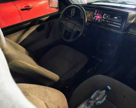 Серый Фольксваген Гольф, объемом двигателя 1.6 л и пробегом 380 тыс. км за 1307 $, фото 3 на Automoto.ua