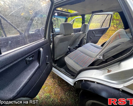 Сірий Фольксваген Гольф, об'ємом двигуна 1.6 л та пробігом 344 тис. км за 1400 $, фото 13 на Automoto.ua