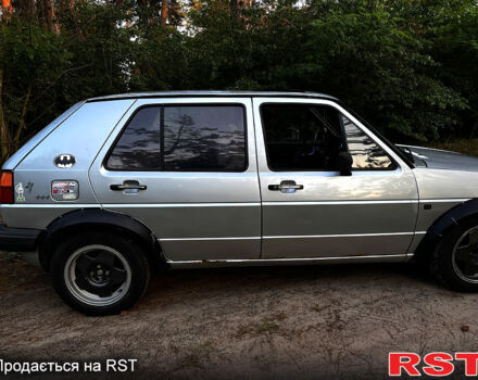 Сірий Фольксваген Гольф, об'ємом двигуна 1.6 л та пробігом 344 тис. км за 1400 $, фото 3 на Automoto.ua