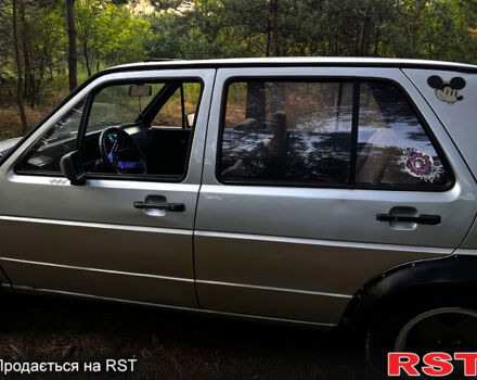 Сірий Фольксваген Гольф, об'ємом двигуна 1.6 л та пробігом 344 тис. км за 1400 $, фото 6 на Automoto.ua