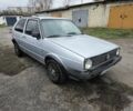 Серый Фольксваген Гольф, объемом двигателя 1.6 л и пробегом 225 тыс. км за 1700 $, фото 2 на Automoto.ua