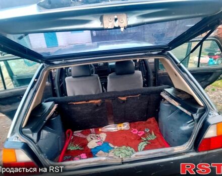 Сірий Фольксваген Гольф, об'ємом двигуна 1.6 л та пробігом 198 тис. км за 850 $, фото 9 на Automoto.ua