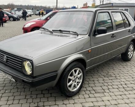 Серый Фольксваген Гольф, объемом двигателя 1.6 л и пробегом 350 тыс. км за 1350 $, фото 3 на Automoto.ua