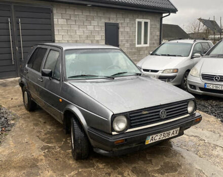 Серый Фольксваген Гольф, объемом двигателя 1.6 л и пробегом 328 тыс. км за 850 $, фото 2 на Automoto.ua