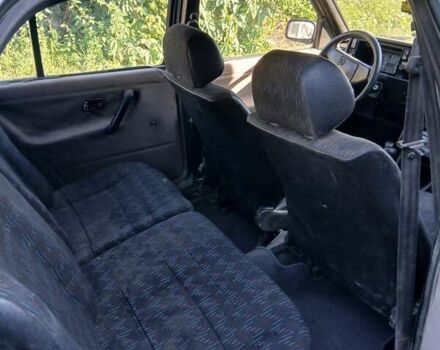 Серый Фольксваген Гольф, объемом двигателя 1.27 л и пробегом 100 тыс. км за 800 $, фото 4 на Automoto.ua