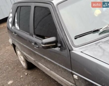 Серый Фольксваген Гольф, объемом двигателя 1.8 л и пробегом 250 тыс. км за 1750 $, фото 6 на Automoto.ua