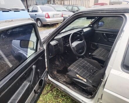 Серый Фольксваген Гольф, объемом двигателя 1.6 л и пробегом 400 тыс. км за 500 $, фото 4 на Automoto.ua