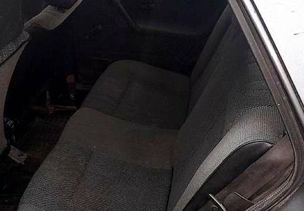 Серый Фольксваген Гольф, объемом двигателя 1.3 л и пробегом 295 тыс. км за 1000 $, фото 4 на Automoto.ua