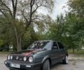 Серый Фольксваген Гольф, объемом двигателя 1.6 л и пробегом 305 тыс. км за 3500 $, фото 2 на Automoto.ua