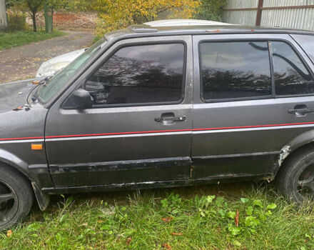 Сірий Фольксваген Гольф, об'ємом двигуна 1.6 л та пробігом 350 тис. км за 1100 $, фото 4 на Automoto.ua