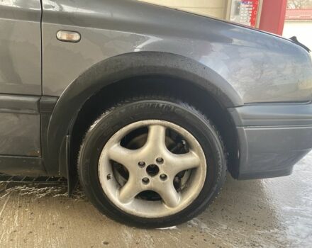 Серый Фольксваген Гольф, объемом двигателя 1.9 л и пробегом 170 тыс. км за 2400 $, фото 7 на Automoto.ua