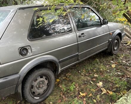 Серый Фольксваген Гольф, объемом двигателя 1.6 л и пробегом 300 тыс. км за 1500 $, фото 3 на Automoto.ua