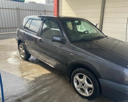 Серый Фольксваген Гольф, объемом двигателя 1.9 л и пробегом 170 тыс. км за 2400 $, фото 3 на Automoto.ua