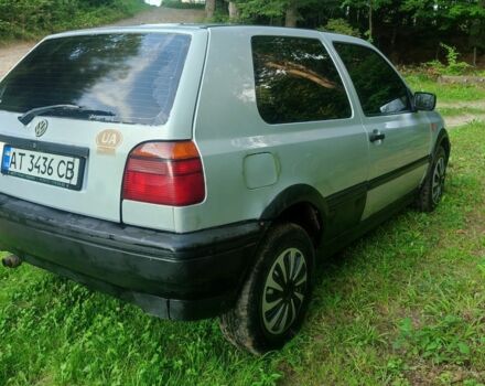 Серый Фольксваген Гольф, объемом двигателя 1.4 л и пробегом 300 тыс. км за 1300 $, фото 2 на Automoto.ua