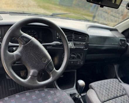 Сірий Фольксваген Гольф, об'ємом двигуна 1.8 л та пробігом 3 тис. км за 1800 $, фото 5 на Automoto.ua