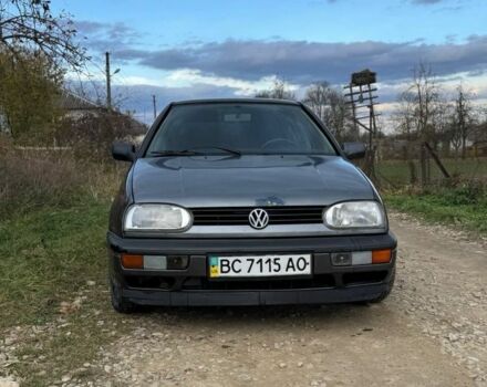 Сірий Фольксваген Гольф, об'ємом двигуна 1.8 л та пробігом 3 тис. км за 1800 $, фото 3 на Automoto.ua