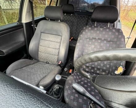 Сірий Фольксваген Гольф, об'ємом двигуна 1.8 л та пробігом 3 тис. км за 1800 $, фото 4 на Automoto.ua