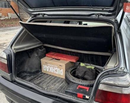 Серый Фольксваген Гольф, объемом двигателя 1.39 л и пробегом 183 тыс. км за 2000 $, фото 12 на Automoto.ua