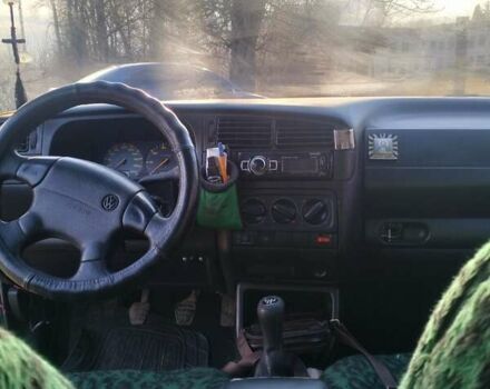 Серый Фольксваген Гольф, объемом двигателя 1.6 л и пробегом 300 тыс. км за 2365 $, фото 4 на Automoto.ua