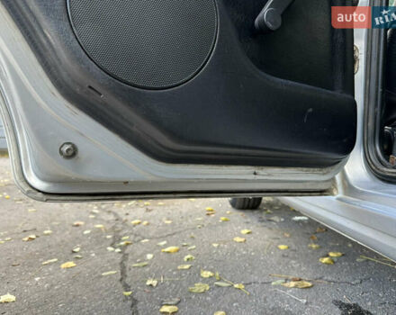 Серый Фольксваген Гольф, объемом двигателя 1.6 л и пробегом 200 тыс. км за 2500 $, фото 18 на Automoto.ua