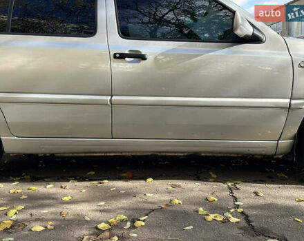 Серый Фольксваген Гольф, объемом двигателя 1.6 л и пробегом 200 тыс. км за 2500 $, фото 7 на Automoto.ua