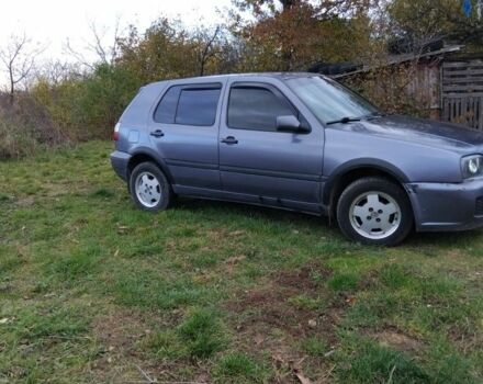 Серый Фольксваген Гольф, объемом двигателя 1.8 л и пробегом 310 тыс. км за 2300 $, фото 2 на Automoto.ua