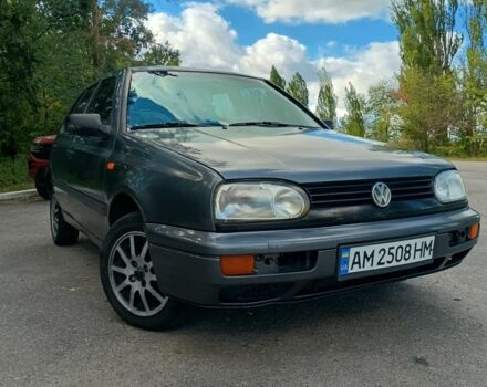 Сірий Фольксваген Гольф, об'ємом двигуна 1.4 л та пробігом 150 тис. км за 1600 $, фото 2 на Automoto.ua