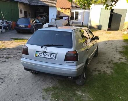 Серый Фольксваген Гольф, объемом двигателя 1.8 л и пробегом 133 тыс. км за 1500 $, фото 1 на Automoto.ua