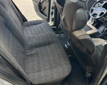 Серый Фольксваген Гольф, объемом двигателя 1.6 л и пробегом 200 тыс. км за 2500 $, фото 15 на Automoto.ua