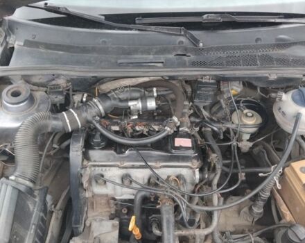 Серый Фольксваген Гольф, объемом двигателя 1.8 л и пробегом 310 тыс. км за 2300 $, фото 18 на Automoto.ua