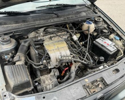 Серый Фольксваген Гольф, объемом двигателя 1.6 л и пробегом 66 тыс. км за 2100 $, фото 7 на Automoto.ua