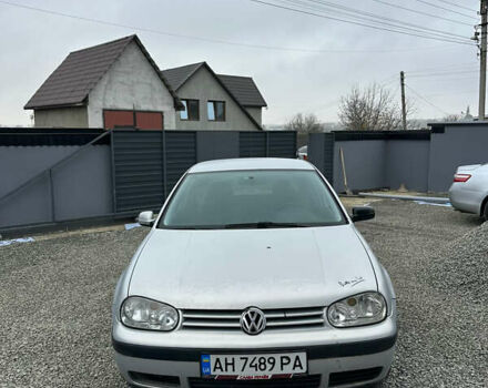 Серый Фольксваген Гольф, объемом двигателя 1.6 л и пробегом 300 тыс. км за 2999 $, фото 21 на Automoto.ua