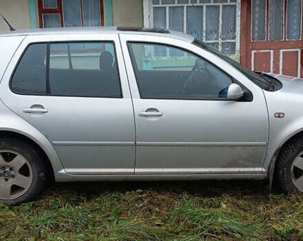 Серый Фольксваген Гольф, объемом двигателя 1.6 л и пробегом 170 тыс. км за 3600 $, фото 5 на Automoto.ua