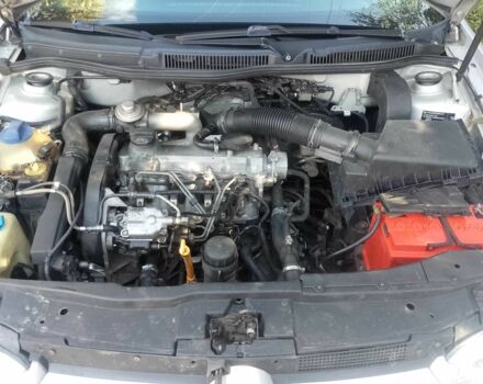 Серый Фольксваген Гольф, объемом двигателя 1.9 л и пробегом 380 тыс. км за 3800 $, фото 10 на Automoto.ua