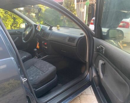 Серый Фольксваген Гольф, объемом двигателя 1.4 л и пробегом 250 тыс. км за 3300 $, фото 3 на Automoto.ua