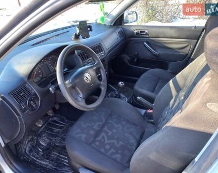 Серый Фольксваген Гольф, объемом двигателя 1.39 л и пробегом 212 тыс. км за 3350 $, фото 26 на Automoto.ua