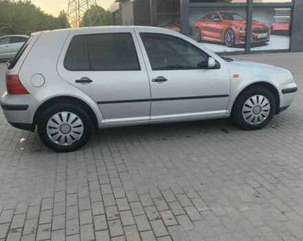 Серый Фольксваген Гольф, объемом двигателя 1.6 л и пробегом 280 тыс. км за 3900 $, фото 3 на Automoto.ua