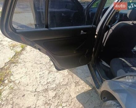 Серый Фольксваген Гольф, объемом двигателя 1.4 л и пробегом 367 тыс. км за 3200 $, фото 8 на Automoto.ua