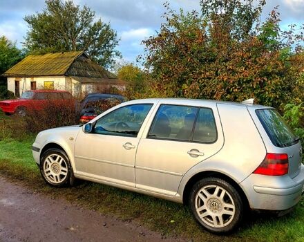 Фольксваген Гольф 1998 в Тростянце на Automoto.ua Серый Фольксваген Гольф, объемом двигателя 1.6 л и пробегом 242 тыс. км за 4870 $, фото 1 на Automoto.ua