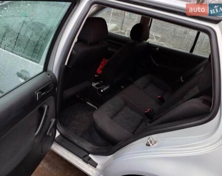 Серый Фольксваген Гольф, объемом двигателя 1.39 л и пробегом 212 тыс. км за 3350 $, фото 10 на Automoto.ua