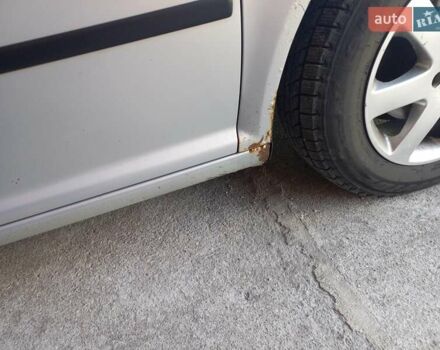 Серый Фольксваген Гольф, объемом двигателя 1.39 л и пробегом 212 тыс. км за 3350 $, фото 3 на Automoto.ua