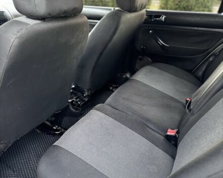 Сірий Фольксваген Гольф, об'ємом двигуна 1.4 л та пробігом 350 тис. км за 2300 $, фото 8 на Automoto.ua