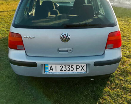 Серый Фольксваген Гольф, объемом двигателя 1.39 л и пробегом 201 тыс. км за 4500 $, фото 4 на Automoto.ua