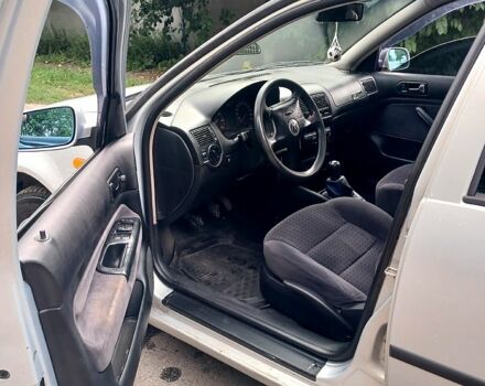 Серый Фольксваген Гольф, объемом двигателя 1.4 л и пробегом 285 тыс. км за 3499 $, фото 6 на Automoto.ua