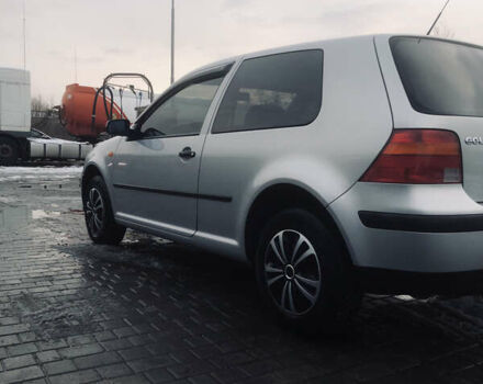 Серый Фольксваген Гольф, объемом двигателя 1.6 л и пробегом 206 тыс. км за 3999 $, фото 10 на Automoto.ua